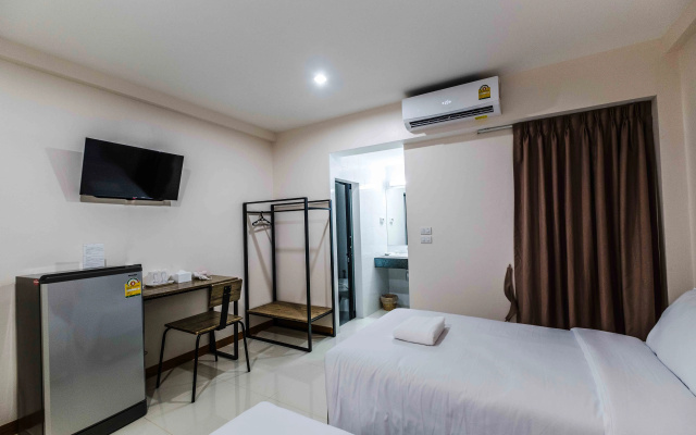 Don Muang Hotel – Guest Rooms – Bangkok
