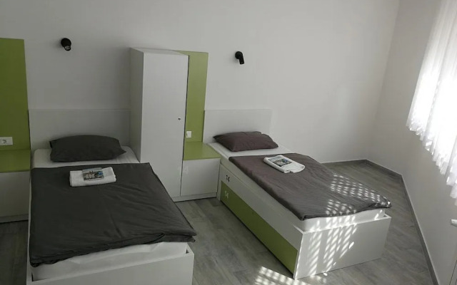 3 F hostel