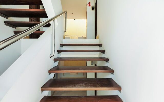 OYO 605 Lake View Phuket Place