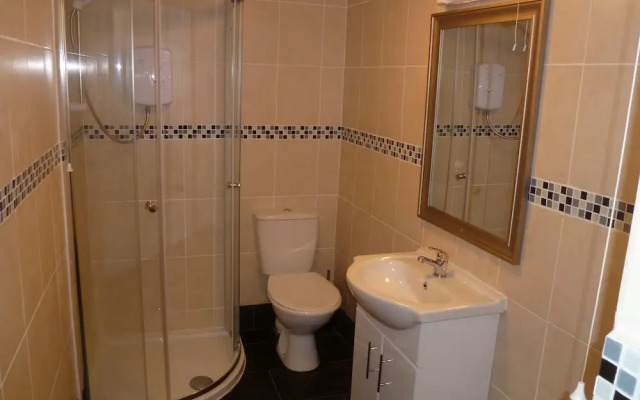 2 Berth, Ground Floor Flat, Apsley 2