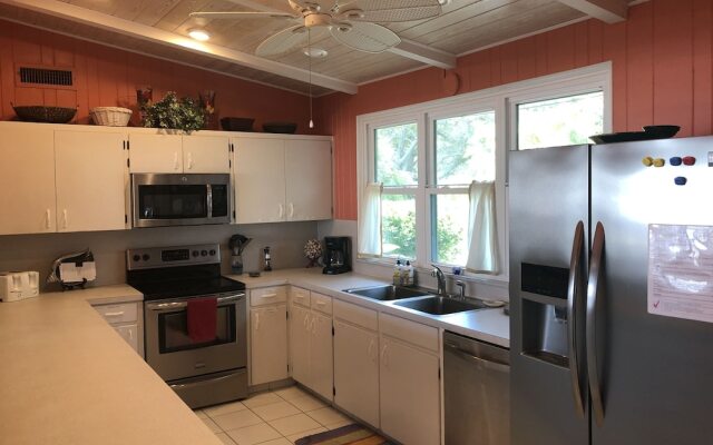 Island Breeze by Jekyll Realty