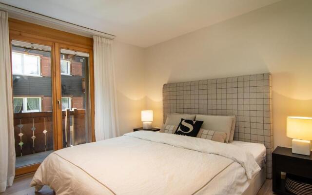 Aramis Apartment 3-1
