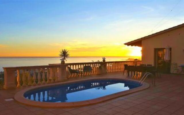 Ashram Villa Sunshine