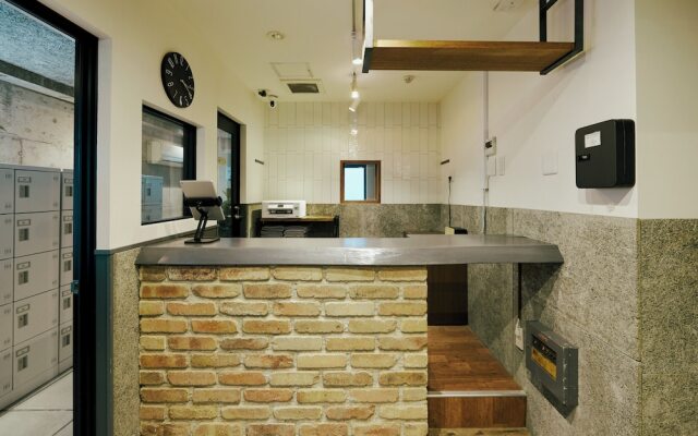 Akasaka Guesthouse HIVE - Hostel