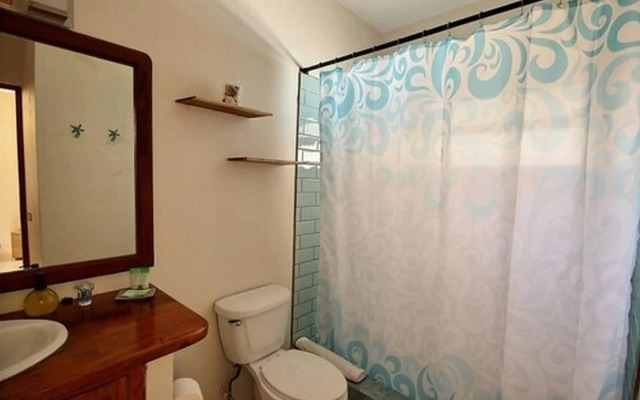 Ten North Tamarindo Beach Hotel