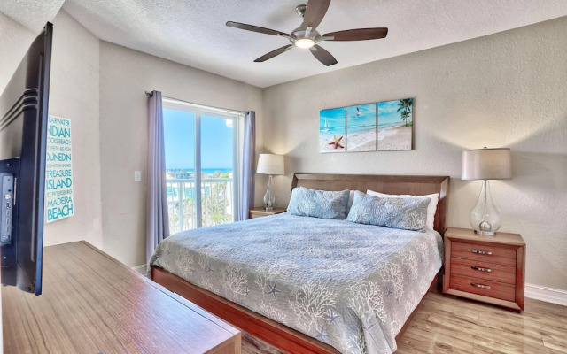 Crystal Palms 405