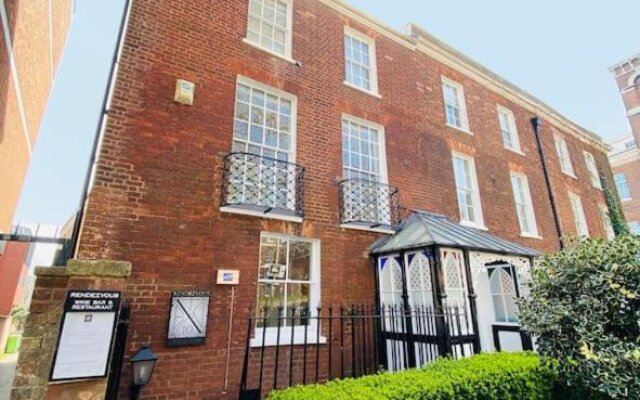 Grade II listed 3 bed townhouse in Exeter, Devon