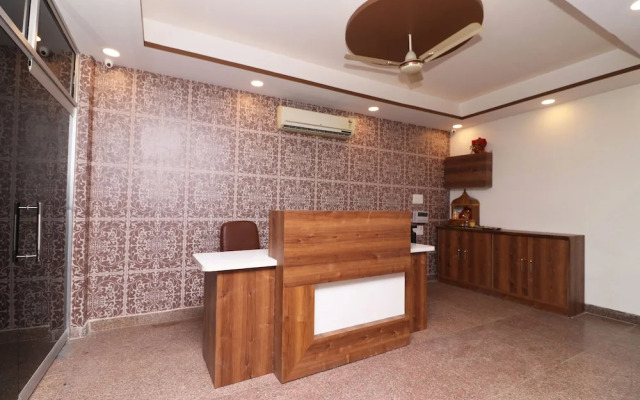 OYO 36848 Embellish Inn