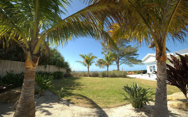 Casey Key Resorts - Beachfront