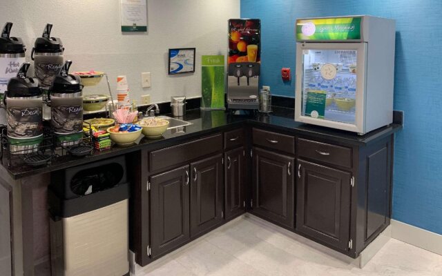 Quality Inn McDonough Atlanta South