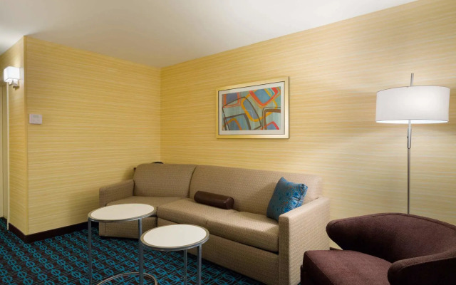 Fairfield Inn & Suites Paramus