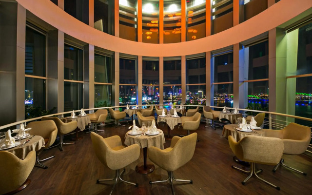 Sun River Hotel