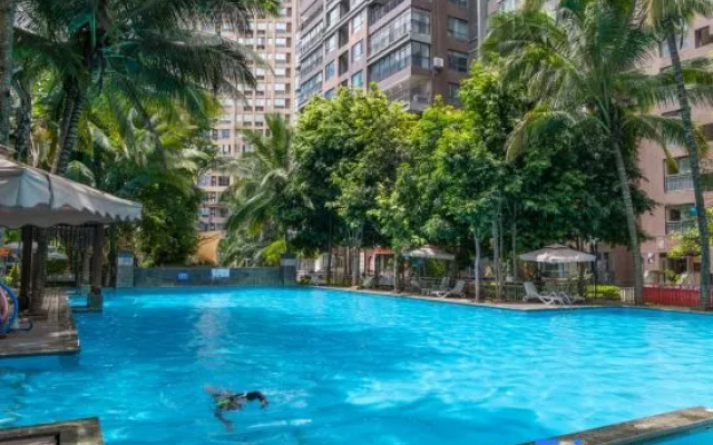 Ruierbo Designer Original Homestay (Jinghong Poshui Plaza) – Pool – Xishuangbanna