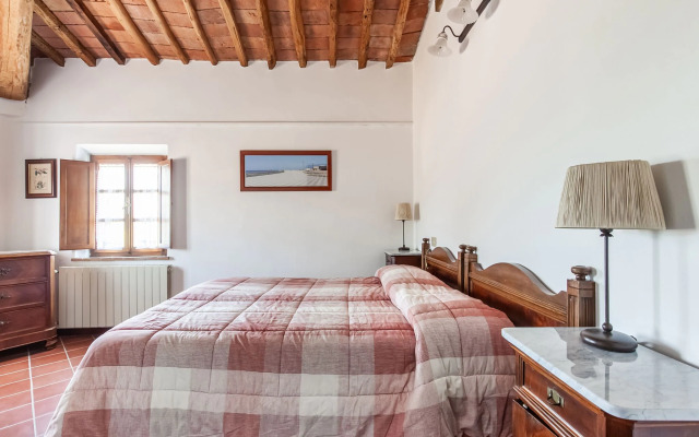 Typical Tuscan farmhouse with swimming pool and A/C