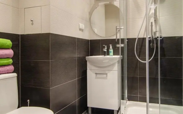 AbsyntApart- Market Square