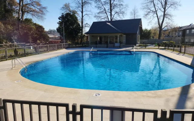 Linda Casa Familiar, Segura Y Muy Buena Ubicación