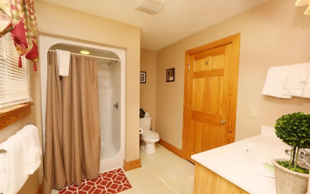 Pinnacle View 7B - Three Bedroom Chalet
