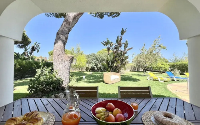 Vilamoura White House Villa by Homing