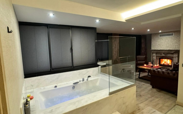 Life Point Hotel