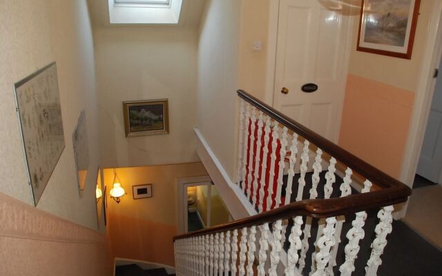 Birnam Guest House