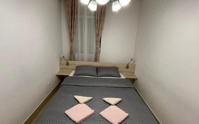 Holiday Wing Apartments