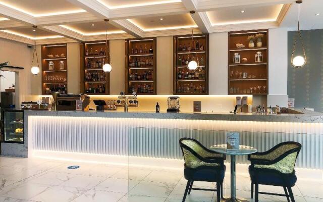 H Residence Apartments- Holiday Paradise