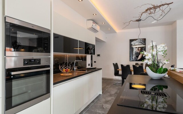 Amazing Home in Peroj With Wifi and 3 Bedrooms