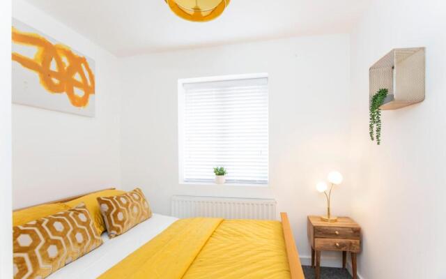 Piccadilly Place - 3 Bedroom House