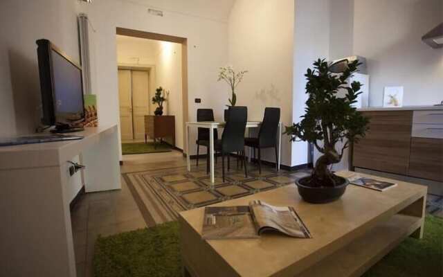 HomeHotels