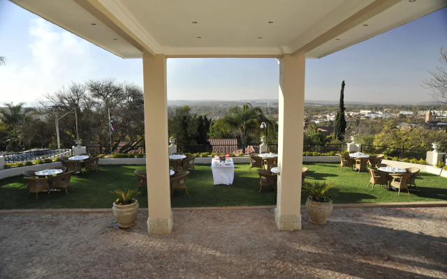 131 on Herbert Baker Boutique Hotel