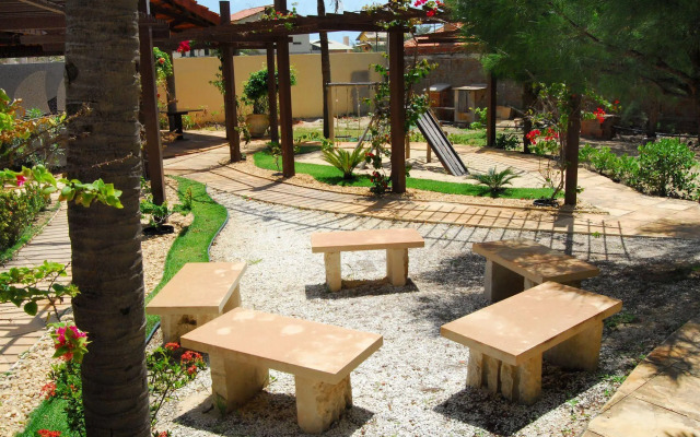 OYO Kalamari Beach Hotel