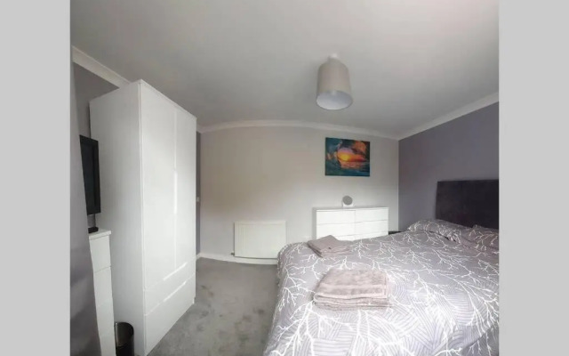 5 Riverside Place Thurso. 2 Bed, 2 Bathrooms.