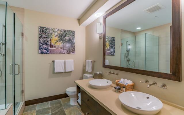 Hayden Lodge by Snowmass Mountain Lodging