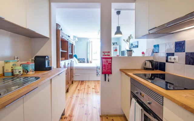 Lisbon Heart Apartments - Yellow Apartment by LovelyStay