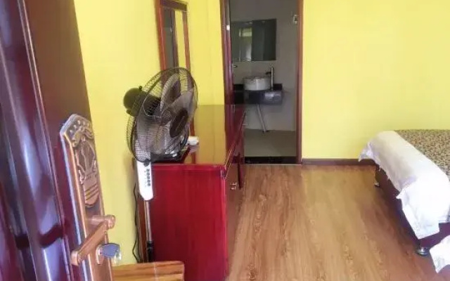 Emeishan Friendship Hotel