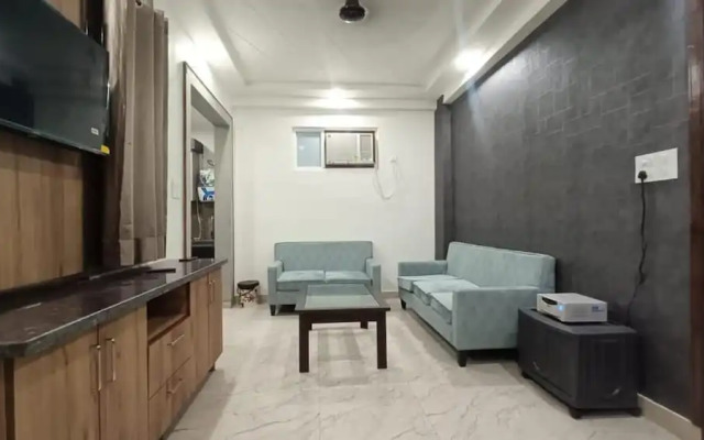 85 The Ganges 2 Bhk Apartment for Homestay