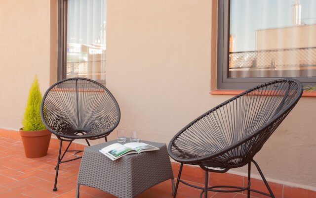Click&Flat Europa Fira Apartments