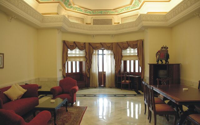 The Lalit Laxmi Vilas Palace