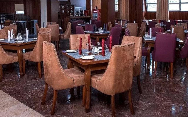 Elegant Hotel by Best Western Plus