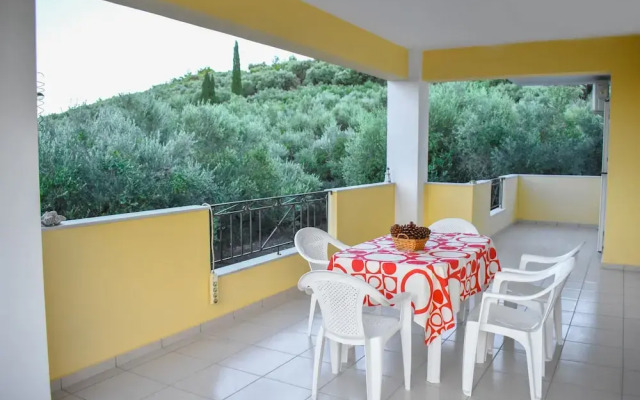 Olive Grove Private Residence