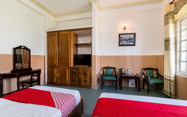 Mimosa Hotel