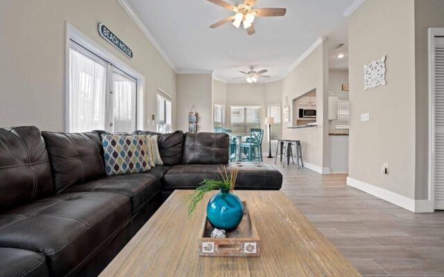 Coastal Fantasea by Destin Getaways