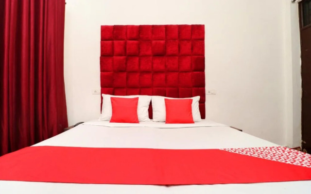 Hotel Rr Villa By OYO Rooms