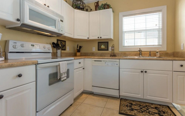 Island Paradise 8AD - 1 Br Condo