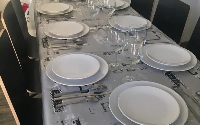 Apartment With 2 Bedrooms in Magny-le-hongre, With Wifi