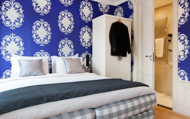 The Amsterdam Canal Hotel