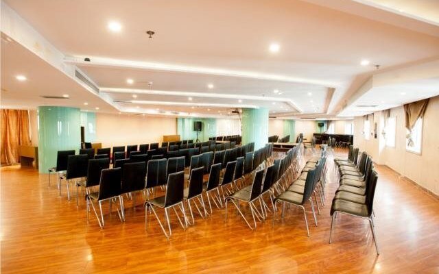 City Comfort Inn Wuhan Honggang City Badajia