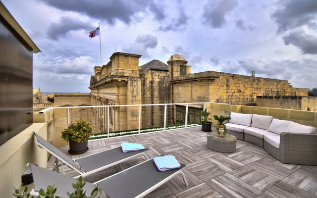 U Collection Suites & Apartments