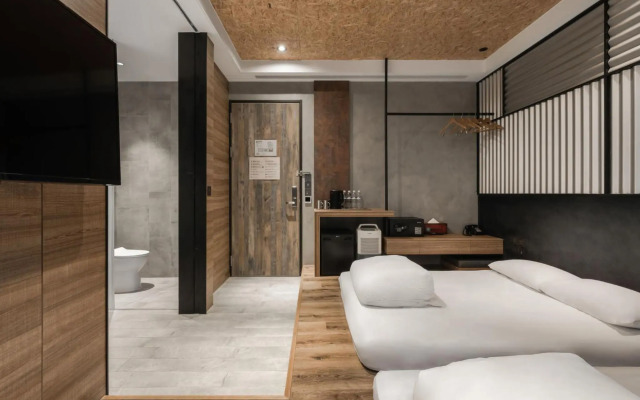 Oinn Hotel & Hostel Tainan