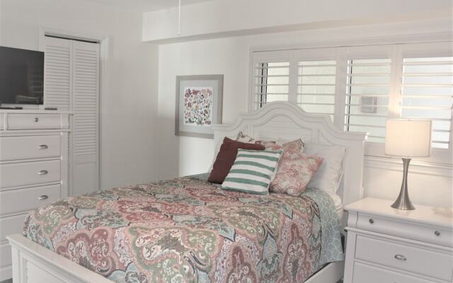 Jamaica Royale 504 - 2 Br Condo